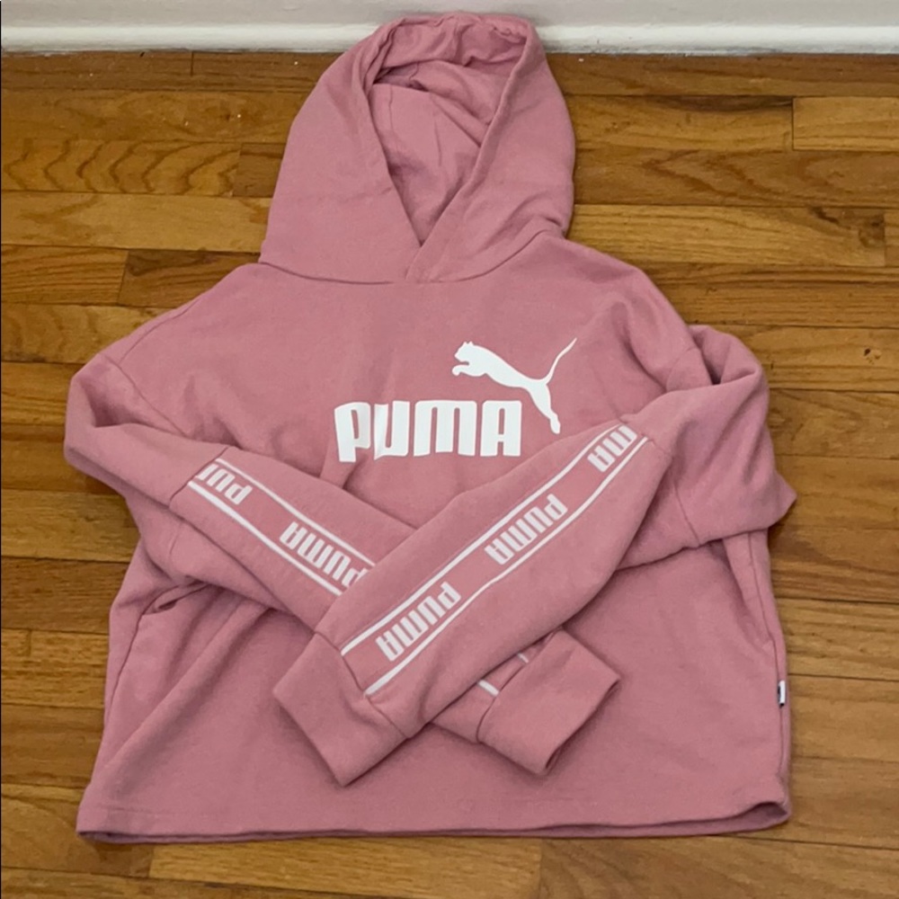 Pink puma athletic hoodie sweatshirt